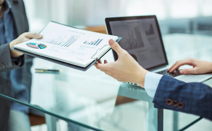 4 Signs You Should Be Outsourcing HR Tasks